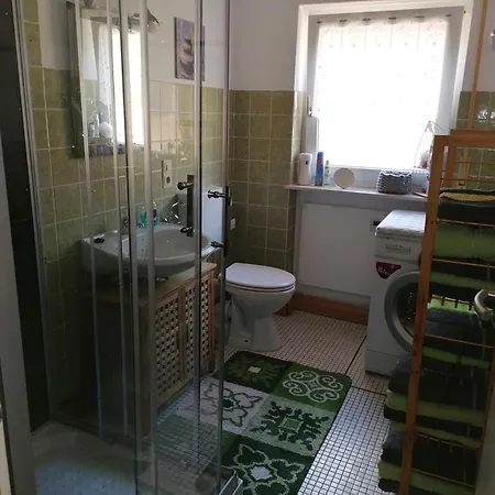 Haus 6 *