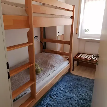 Haus 6 *