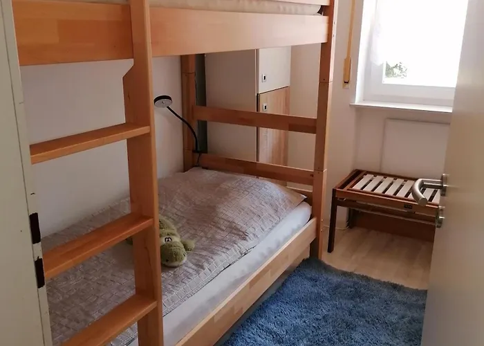 Haus 6 *